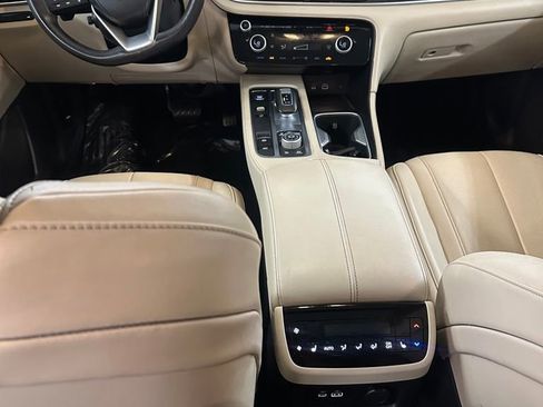 Used 2023 INFINITI QX60 Luxe image 28