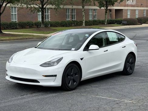 Used 2023 Tesla Model 3 Standard Range RWD image 2