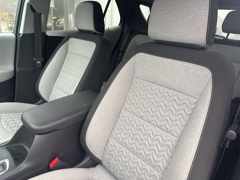 Used 2024 Chevrolet Equinox LT w/ LPO, Floor Liner Package image 11