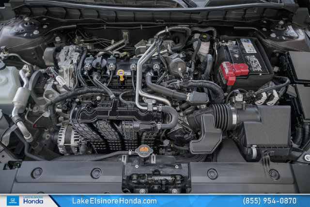 Used 2025 Nissan Altima 2.5 SV FWD image 30