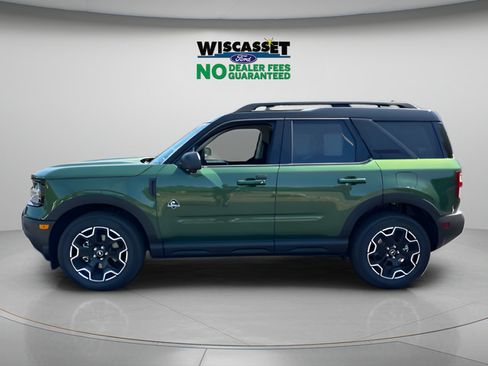 Used 2025 Ford Bronco Sport Outer Banks w/ Outer Banks Tech Package+ AWD/4WD image 2