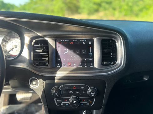 Used 2018 Dodge Charger R/T RWD image 18