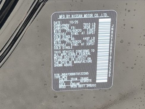 New 2026 Nissan Armada SL w/ Captain's Chari Seat Package image 12