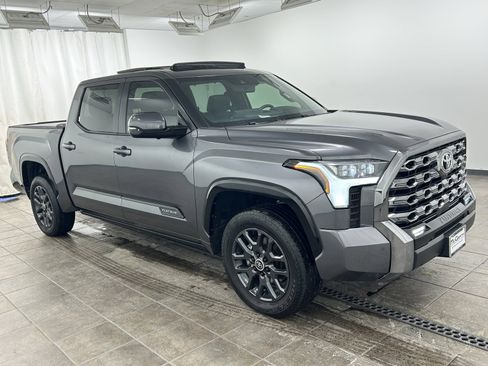 Used 2024 Toyota Tundra Platinum image 7