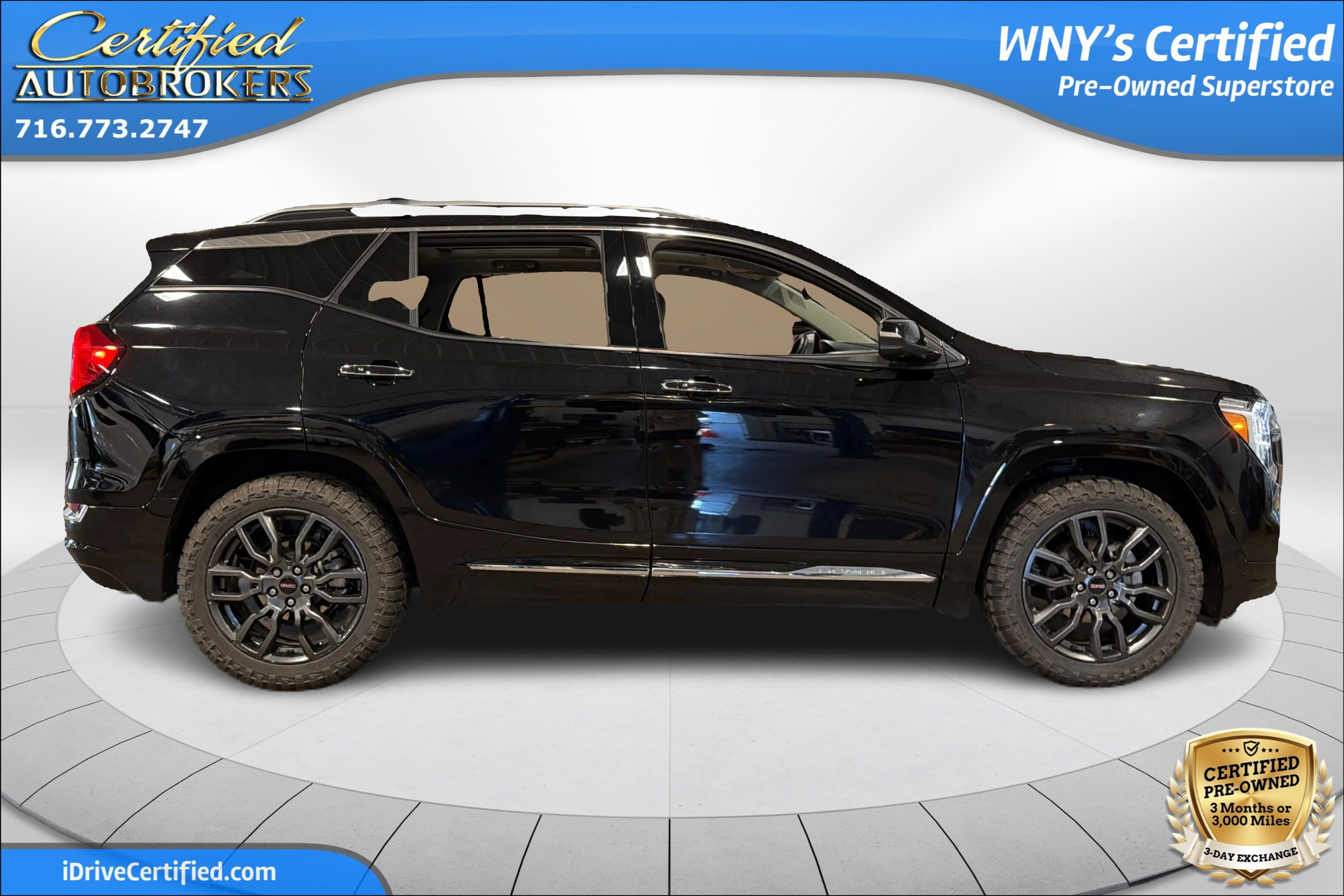 Used 2023 GMC Terrain Denali w/ Black Diamond Edition AWD/4WD image 4