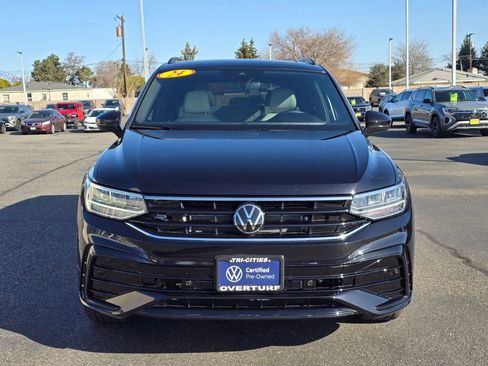Certified 2024 Volkswagen Tiguan SE R-Line image 6