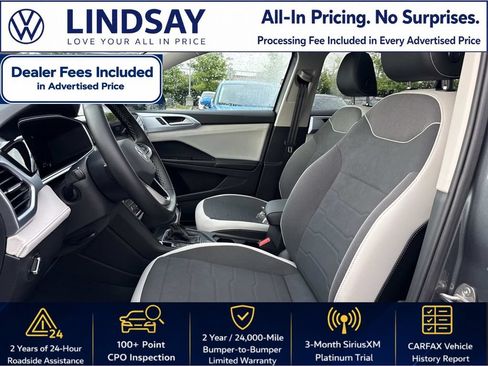 Used 2025 Volkswagen Taos SE w/ Panoramic Sunroof Package AWD/4WD image 11