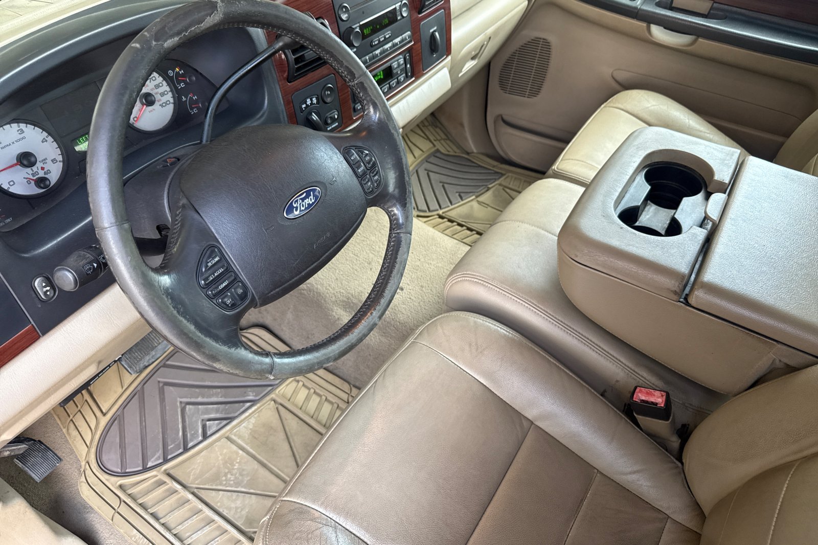 Used 2006 Ford F350 Lariat AWD/4WD image 9