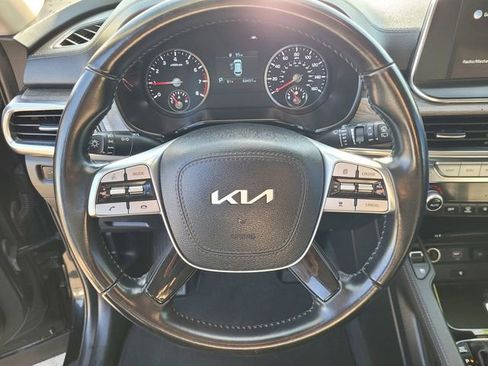 Used 2022 Kia Telluride EX w/ EX Premium Package FWD image 19