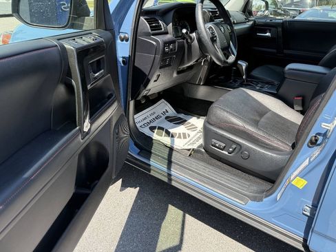 Used 2018 Toyota 4Runner TRD Pro AWD/4WD image 15