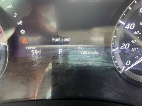 Used 2020 Toyota Highlander XLE AWD/4WD image 48