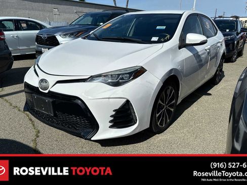 Used 2018 Toyota Corolla SE w/ Carpet Mat Package (TMS) image 1