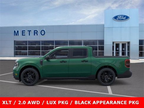 New 2025 Ford Maverick XLT w/ XLT Luxury Package image 32