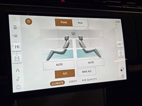 New 2025 Land Rover Range Rover SV image 32