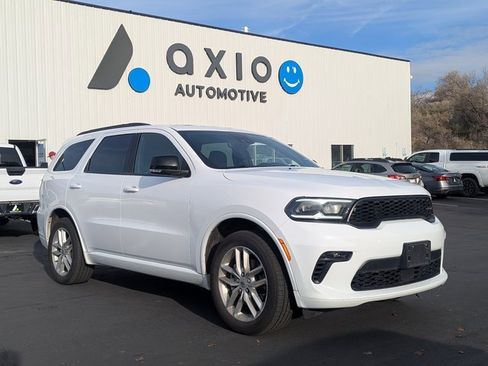 Used 2023 Dodge Durango GT image 1