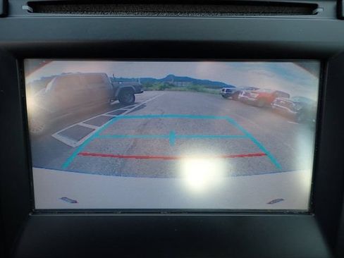 Used 2017 Toyota Camry LE FWD image 28
