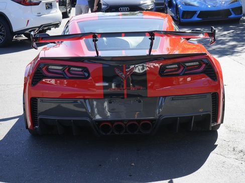 Used 2018 Chevrolet Corvette Grand Sport image 9