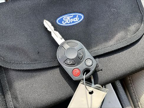 Used 2012 Ford Fusion SE FWD image 15