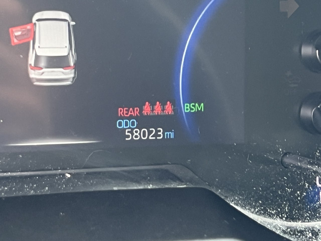 Used 2023 Toyota RAV4 XLE w/ Convenience Package AWD/4WD image 7