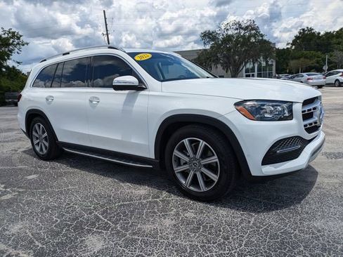 Used 2022 Mercedes-Benz GLS 450 4MATIC image 2