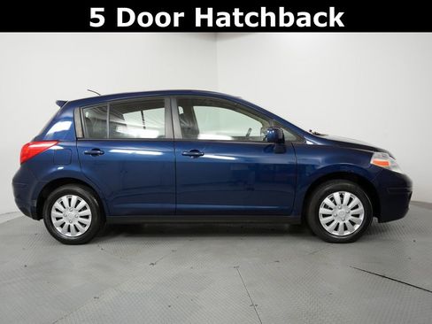 Used 2012 Nissan Versa 1.8 S image 5