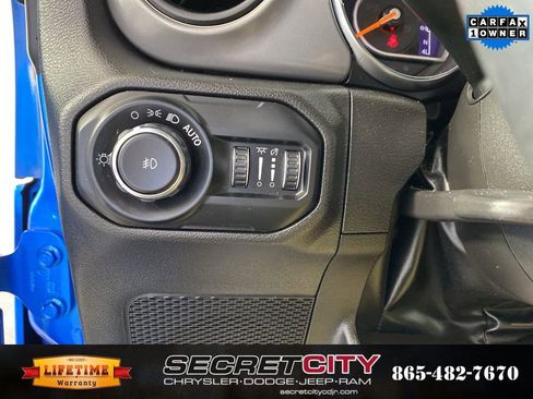 Used 2022 Jeep Wrangler Unlimited Sport w/ Sun And Sound Package image 14