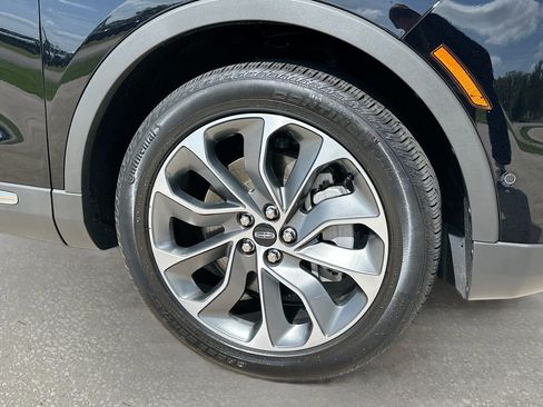 Used 2022 Lincoln Nautilus Reserve w/ Equipment Group 201A FWD image 32