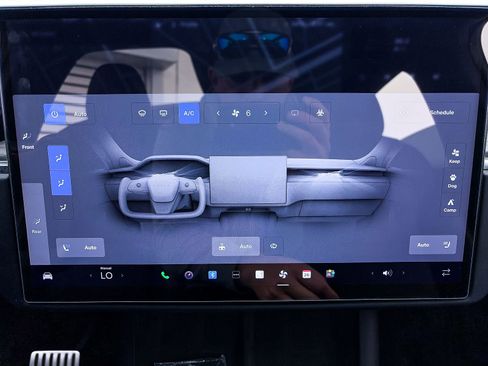 Used 2023 Tesla Model X image 20