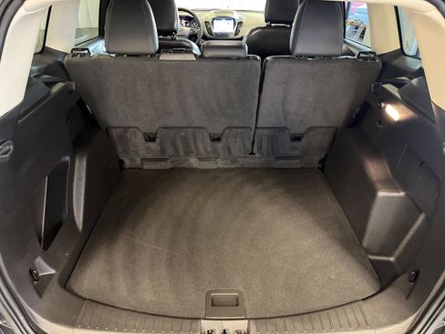 Certified 2019 Ford Escape SEL image 31