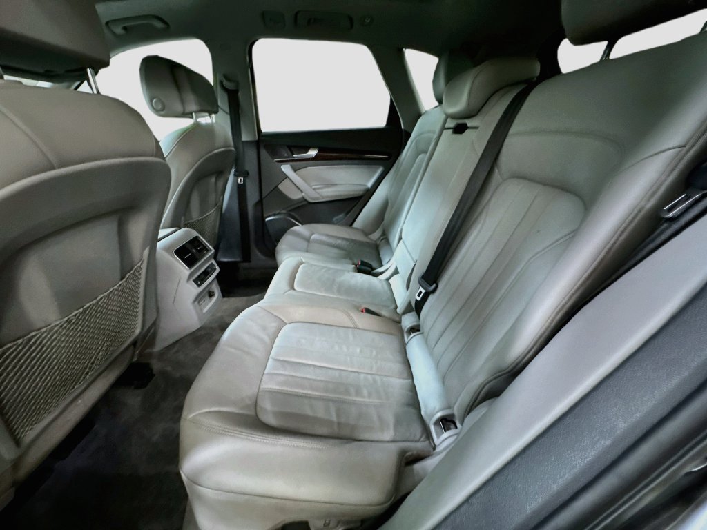 Used 2019 Audi Q5 2.0T Premium Plus AWD/4WD image 28