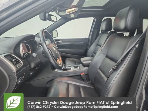 Used 2019 Jeep Grand Cherokee Limited w/ Trailer Tow Group IV AWD/4WD image 18