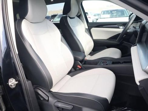 New 2026 Volkswagen Tiguan SE AWD/4WD image 20