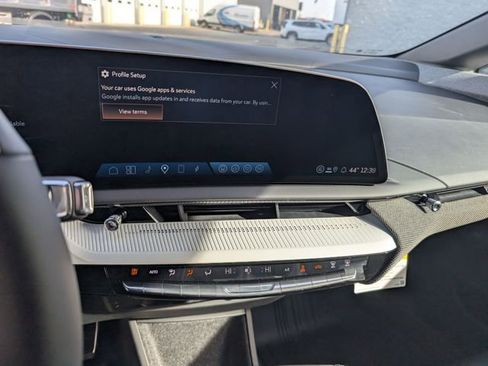 New 2026 Cadillac Optiq Sport 1 image 20