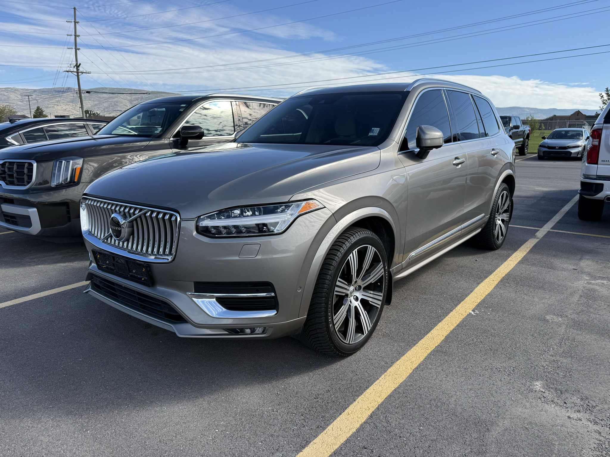 Used 2021 Volvo XC90 T6 Inscription AWD/4WD image 1