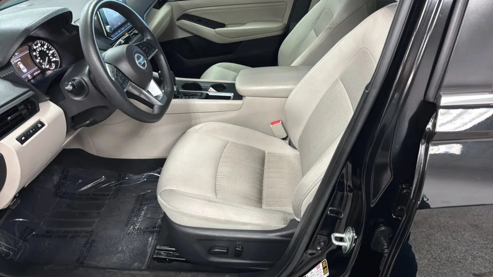 Used 2020 Nissan Altima 2.5 S FWD image 28