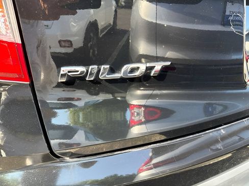 Used 2019 Honda Pilot EX-L image 11