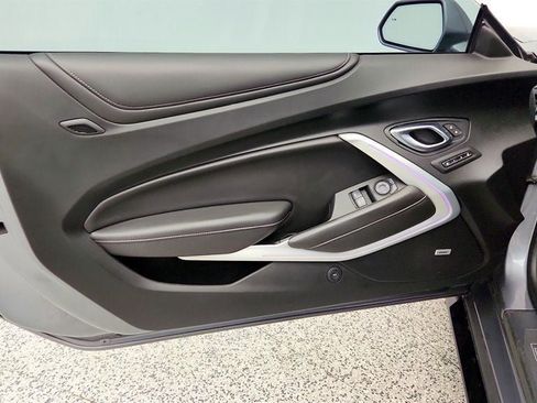 Used 2019 Chevrolet Camaro SS w/ LPO, Ground Effects Package RWD image 10