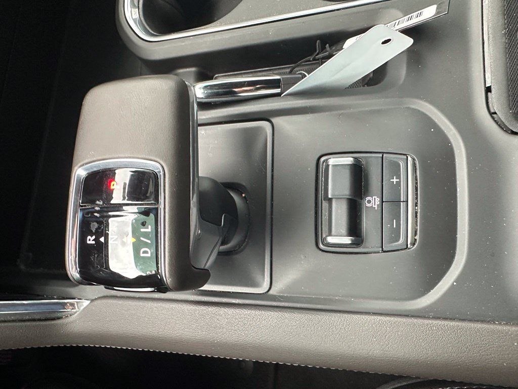 Used 2023 GMC Sierra 1500 Denali w/ Denali Reserve Package AWD/4WD image 28