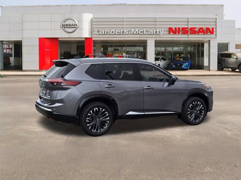 New 2026 Nissan Rogue Platinum w/ Platinum Premium Package AWD/4WD image 3
