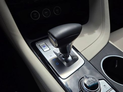Used 2026 Genesis G70 2.5T AWD/4WD image 34