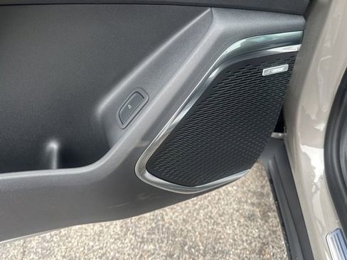 New 2026 Chevrolet Traverse Z71 w/ Enhanced Driving Package image 14