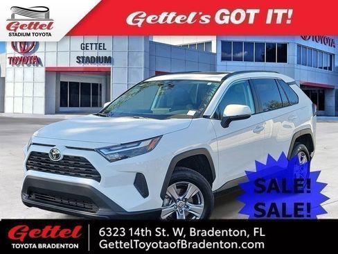 Certified 2023 Toyota RAV4 XLE w/ Convenience Package image 15