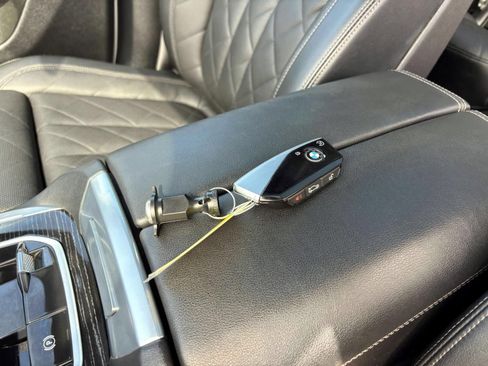 Used 2023 BMW X7 xDrive40i w/ M Sport Package image 34