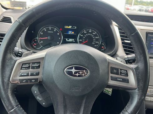 Used 2013 Subaru Outback 2.5i Limited AWD/4WD image 11