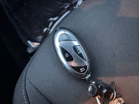 Used 2025 Hyundai Kona SEL image 22