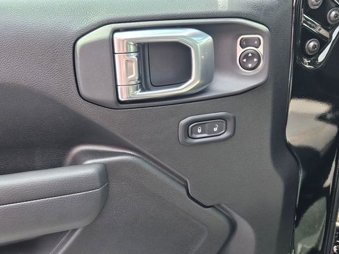 New 2026 Jeep Wrangler Unlimited Sport AWD/4WD image 17