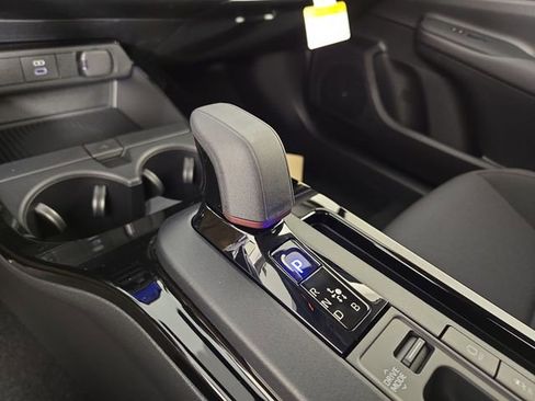 Used 2026 Toyota Prius Plug-In Hybrid image 21