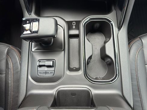 Used 2024 GMC Sierra 1500 AT4 w/ Technology Package image 47