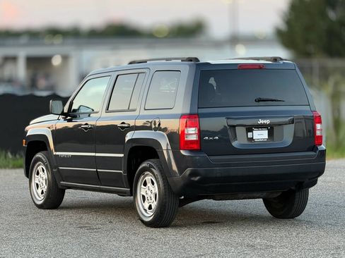 Used 2015 Jeep Patriot Sport w/ Power Value Group AWD/4WD image 10
