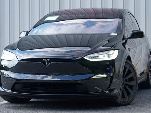 Used 2023 Tesla Model X Plaid AWD/4WD image 3